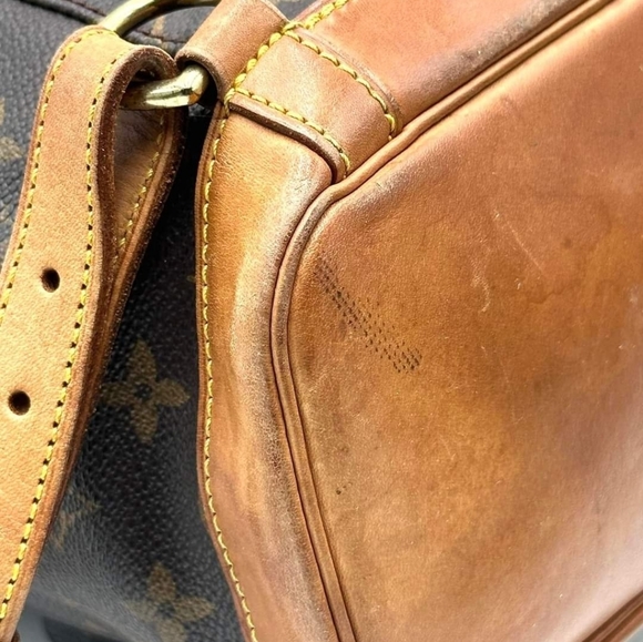 LOUIS VUITTON Montsouris GM Backpack - Picture 6 of 14